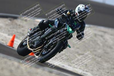 media/Nov-01-2025-TrackDaz (Sat) [[2b4d5192bc]]/C Group/1240pm (Turn 2 Outside)/